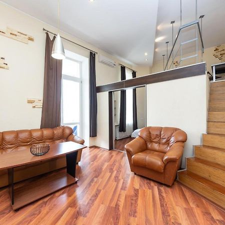 Comfortable Apartment On Mikhaylovskiy Lane Κίεβο Εξωτερικό φωτογραφία