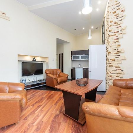 Comfortable Apartment On Mikhaylovskiy Lane Κίεβο Εξωτερικό φωτογραφία