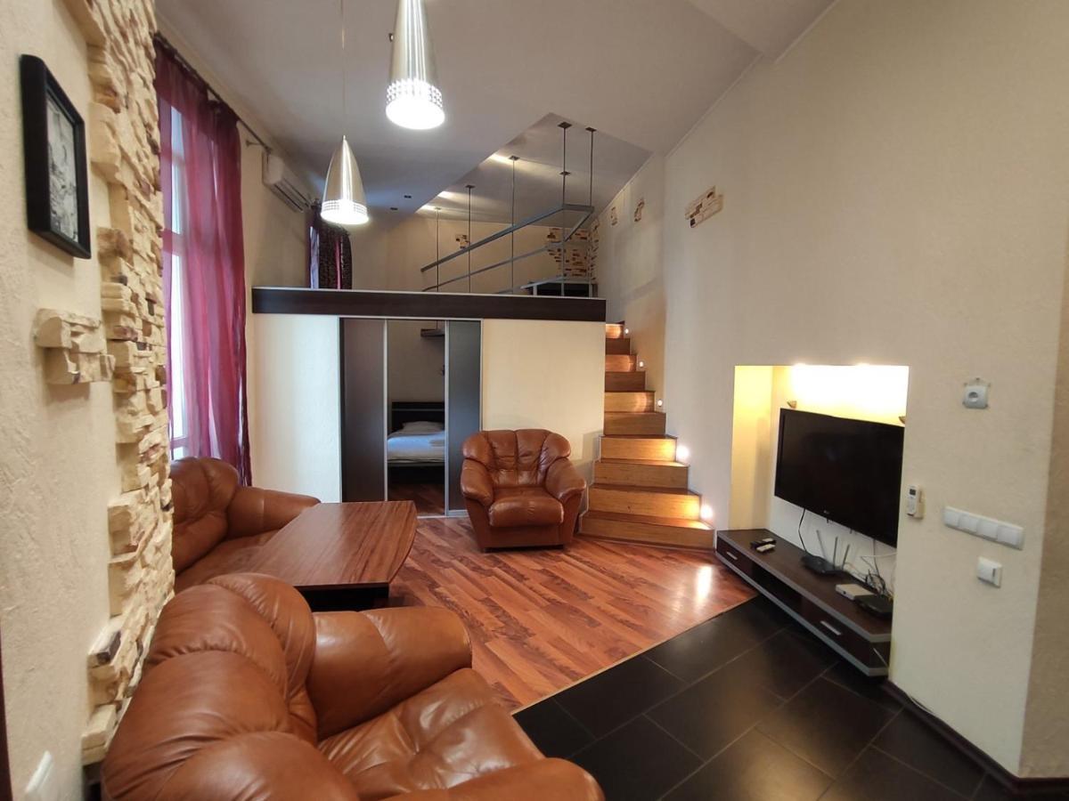 Comfortable Apartment On Mikhaylovskiy Lane Κίεβο Εξωτερικό φωτογραφία