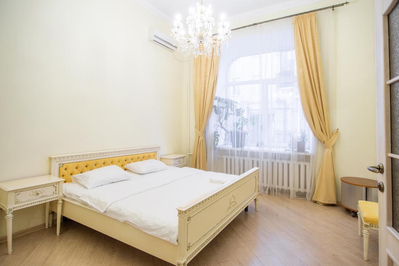 Comfortable Apartment On Mikhaylovskiy Lane Κίεβο Εξωτερικό φωτογραφία