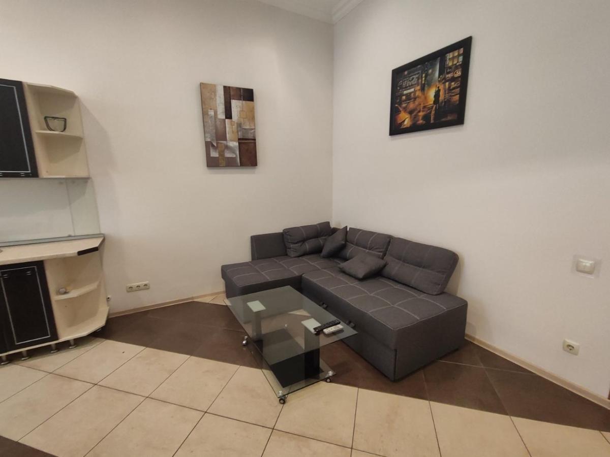 Comfortable Apartment On Mikhaylovskiy Lane Κίεβο Εξωτερικό φωτογραφία
