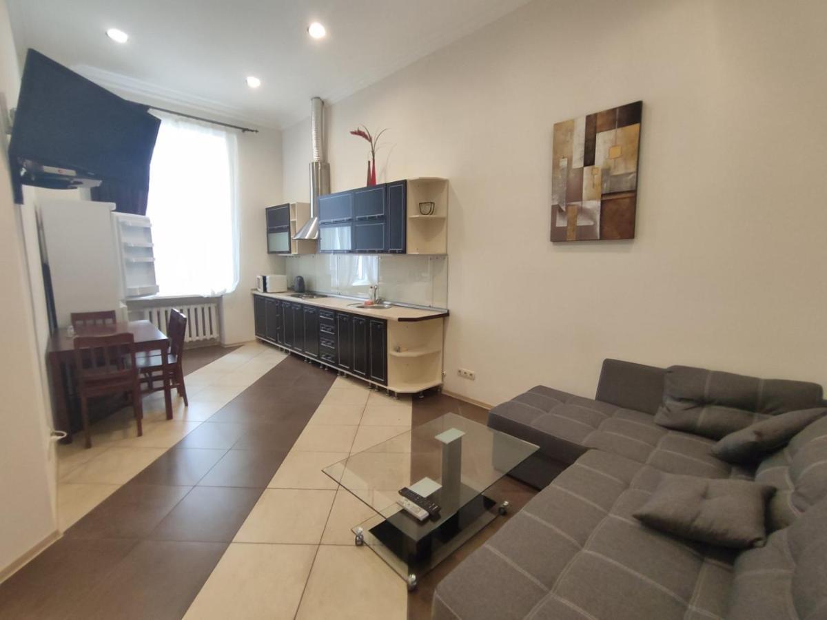 Comfortable Apartment On Mikhaylovskiy Lane Κίεβο Εξωτερικό φωτογραφία