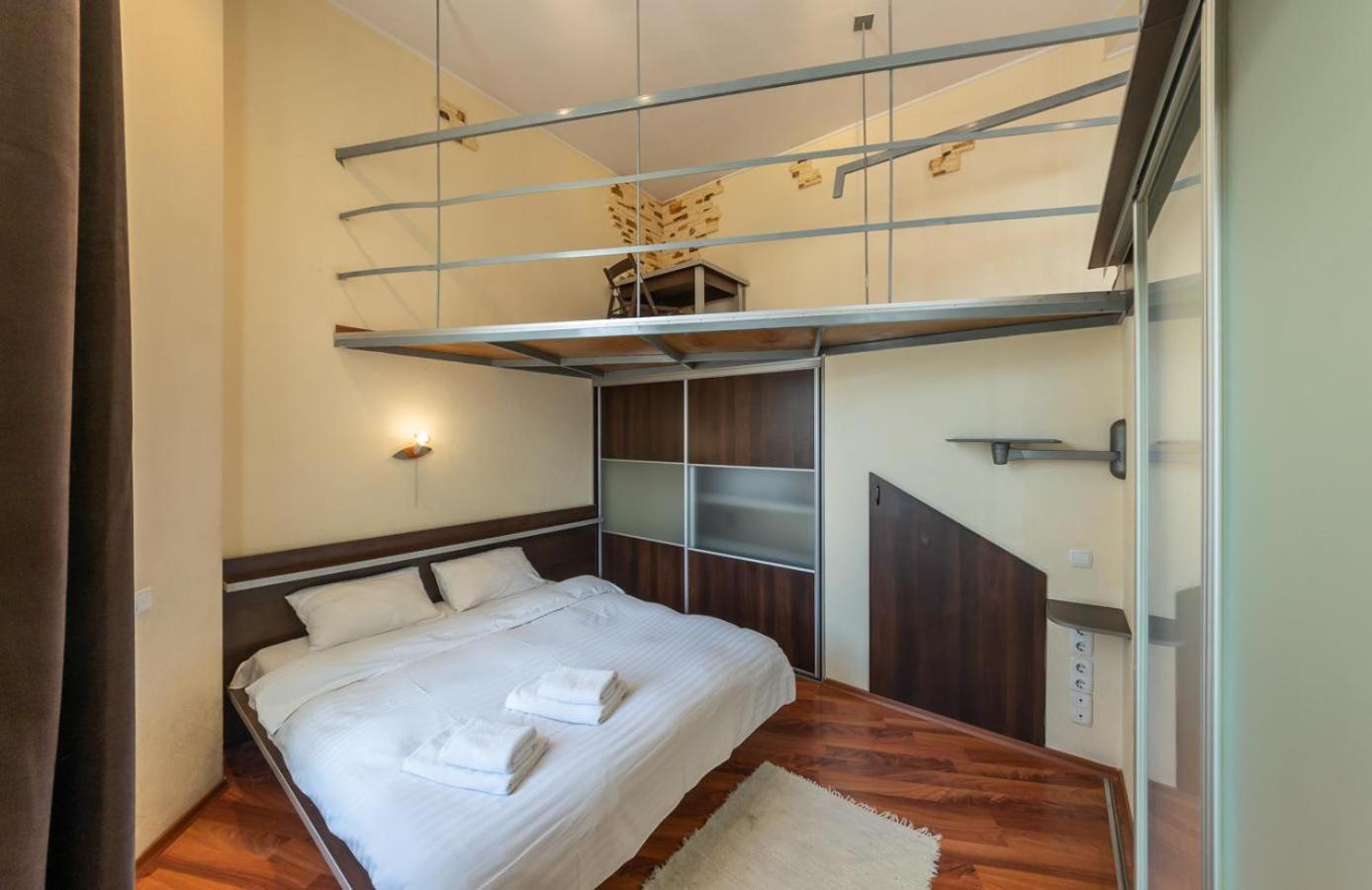Comfortable Apartment On Mikhaylovskiy Lane Κίεβο Εξωτερικό φωτογραφία