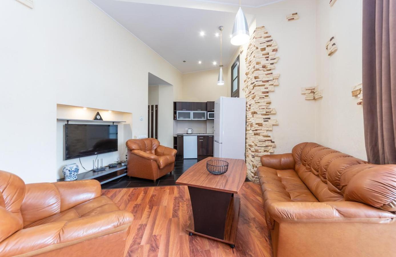 Comfortable Apartment On Mikhaylovskiy Lane Κίεβο Εξωτερικό φωτογραφία